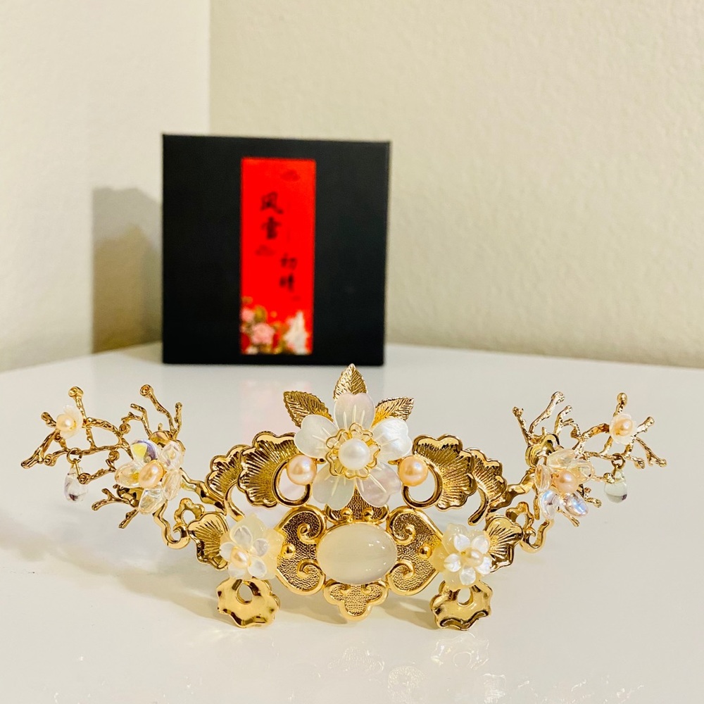 Hair jewelry / Hair sticker